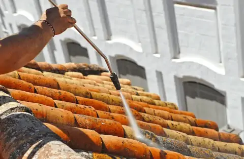 Nettoyage de toitures - Montayral